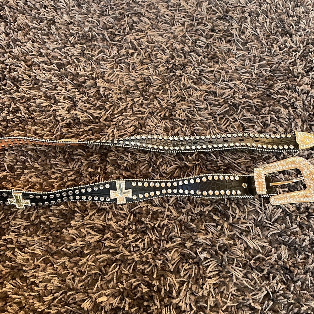 BLAZIN ROXX STUDDED BELT